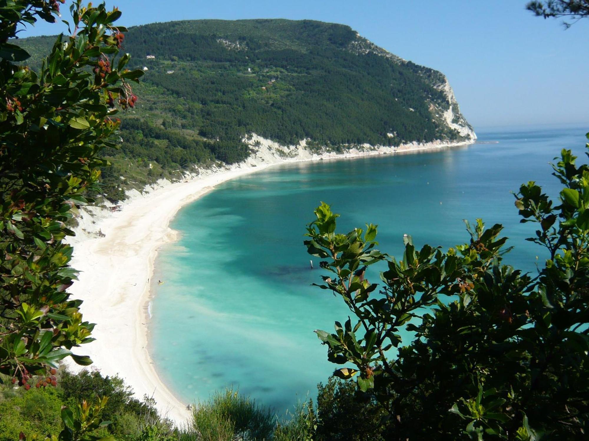 Vicino al Conero Golf Club: 5 Hotel di Lusso a Confronto